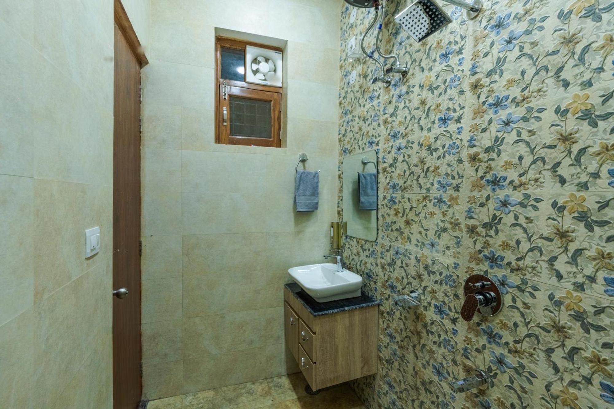 Dhruva - Luxury Villa In Cbd Dehradún Kültér fotó